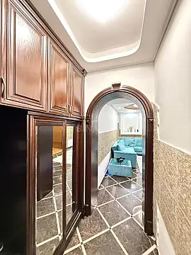 Satılır 3 otaqlı mənzil 153 m²