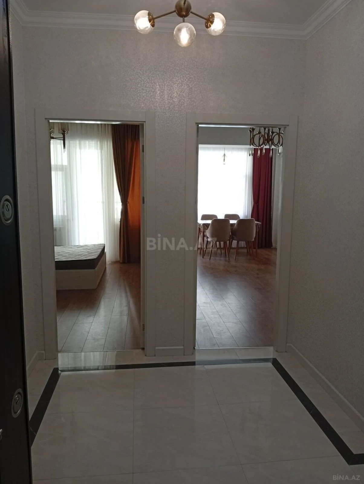 Kirayə verilir 2 otaqlı mənzil 60 m²