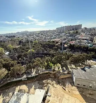 Satılır 1 otaqlı mənzil 53 m²