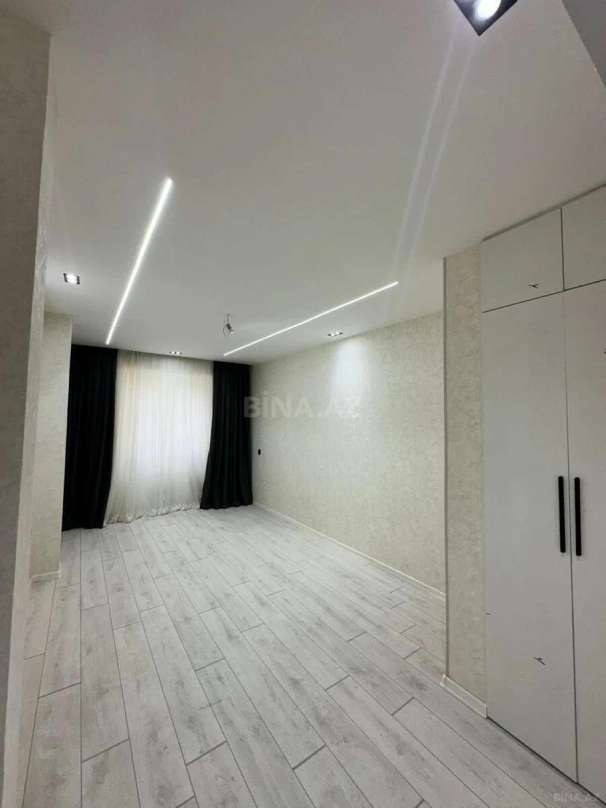 Satılır 3 otaqlı mənzil 75 m²