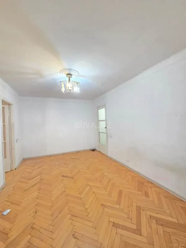 Satılır 2 otaqlı mənzil 48 m²