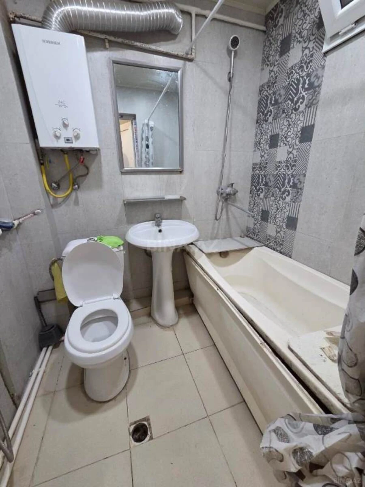 Satılır 2 otaqlı mənzil 48 m²