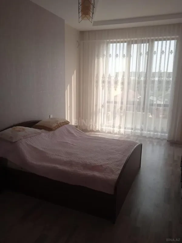 Kirayə verilir 3 otaqlı mənzil 92 m²
