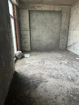 Satılır 3 otaqlı mənzil 133 m²