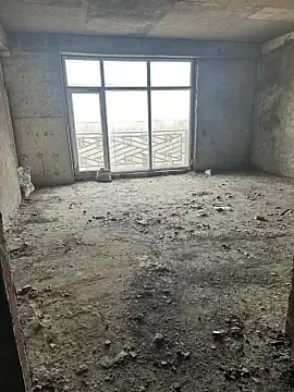 Satılır 3 otaqlı mənzil 133 m²