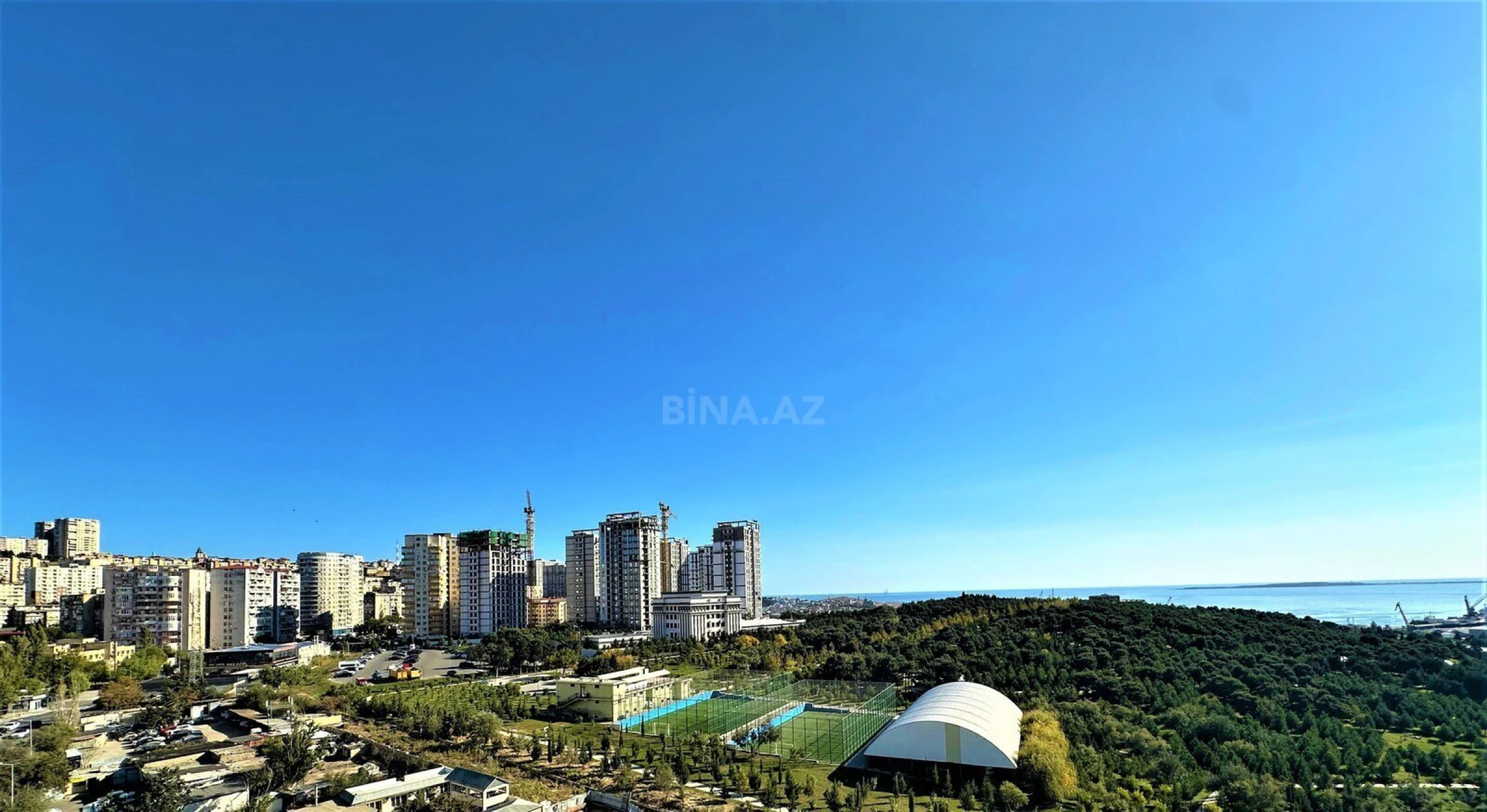 Satılır 3 otaqlı mənzil 133 m²
