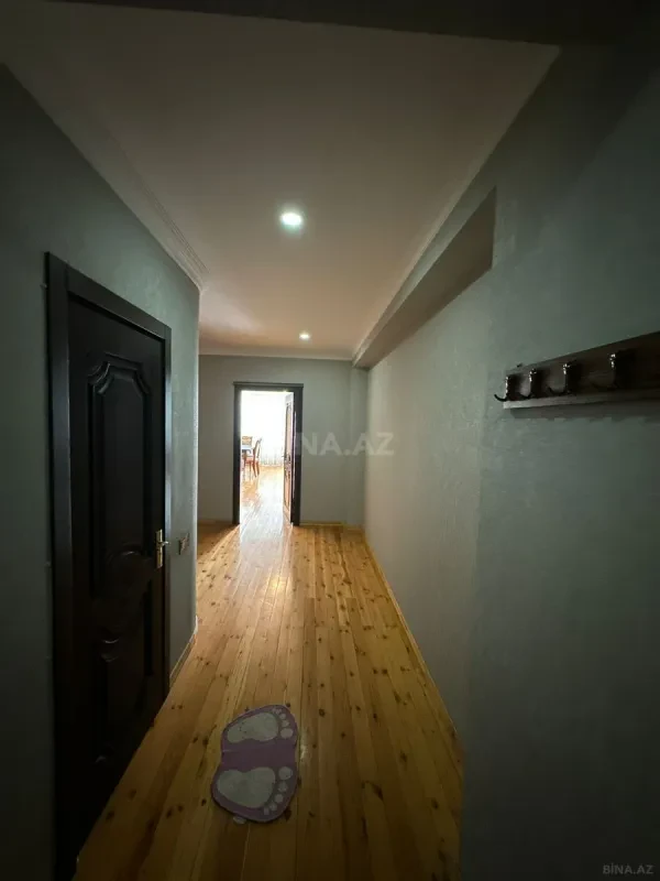 Satılır 3 otaqlı mənzil 111 m²