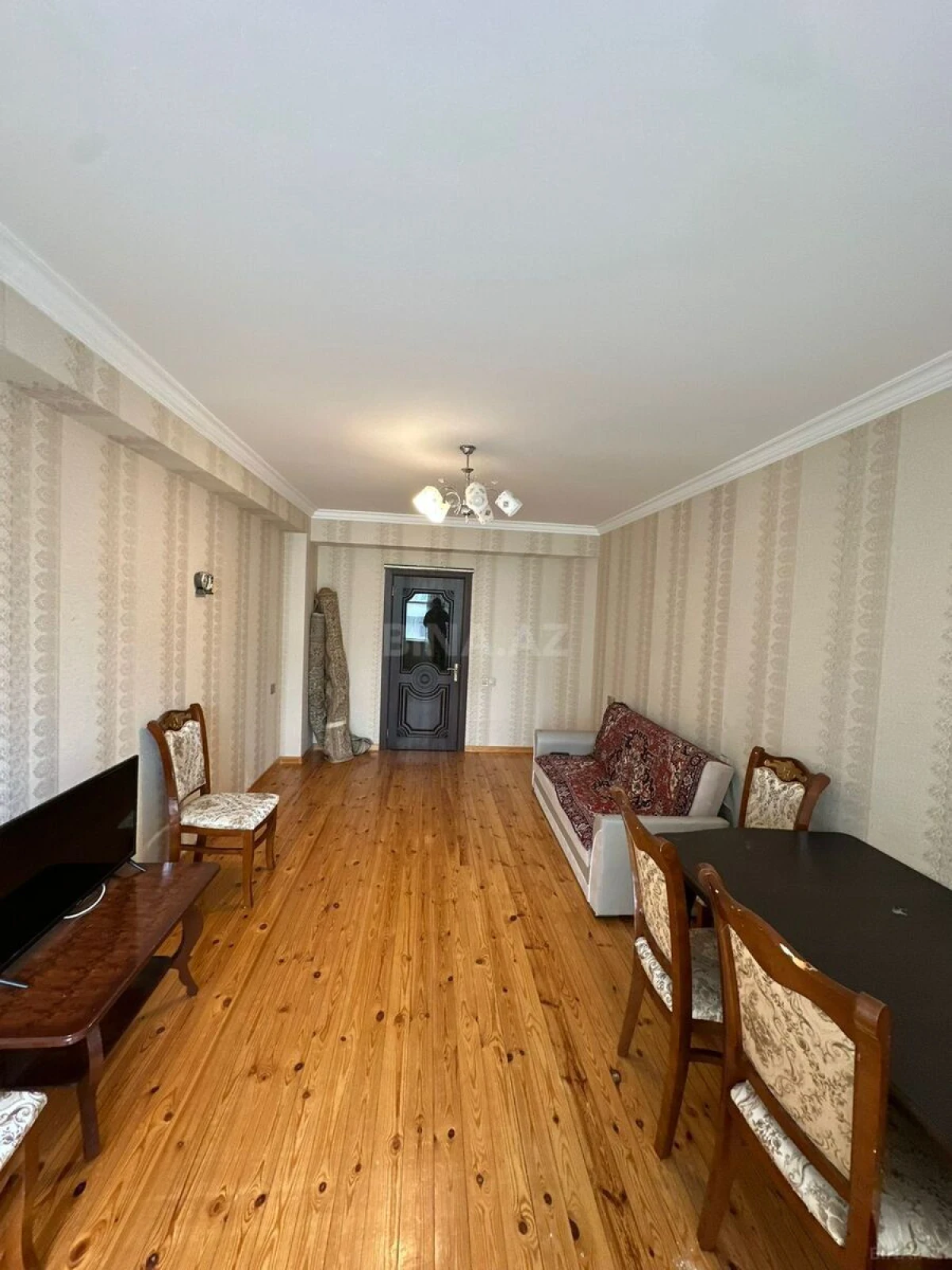 Satılır 3 otaqlı mənzil 111 m²