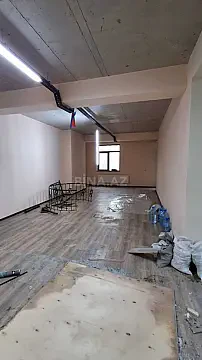 Satılır 3 otaqlı mənzil 122 m²