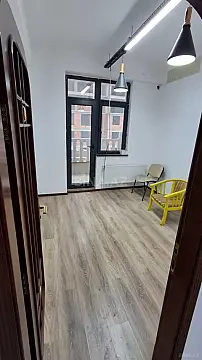 Satılır 3 otaqlı mənzil 122 m²