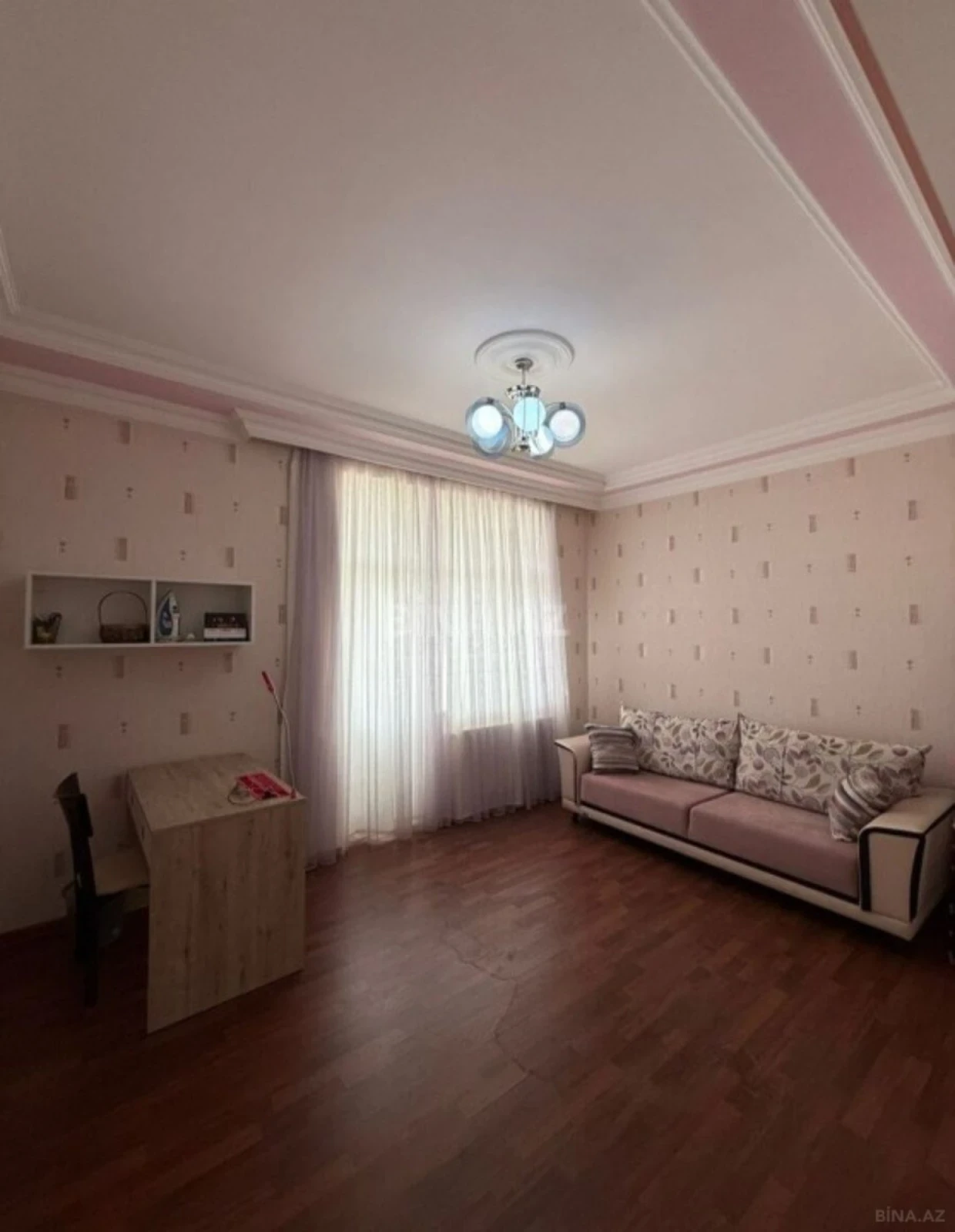 Kirayə verilir 3 otaqlı mənzil 130 m²