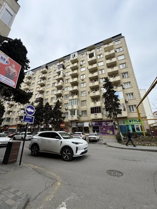 Satılır 2 otaqlı mənzil 42 m²