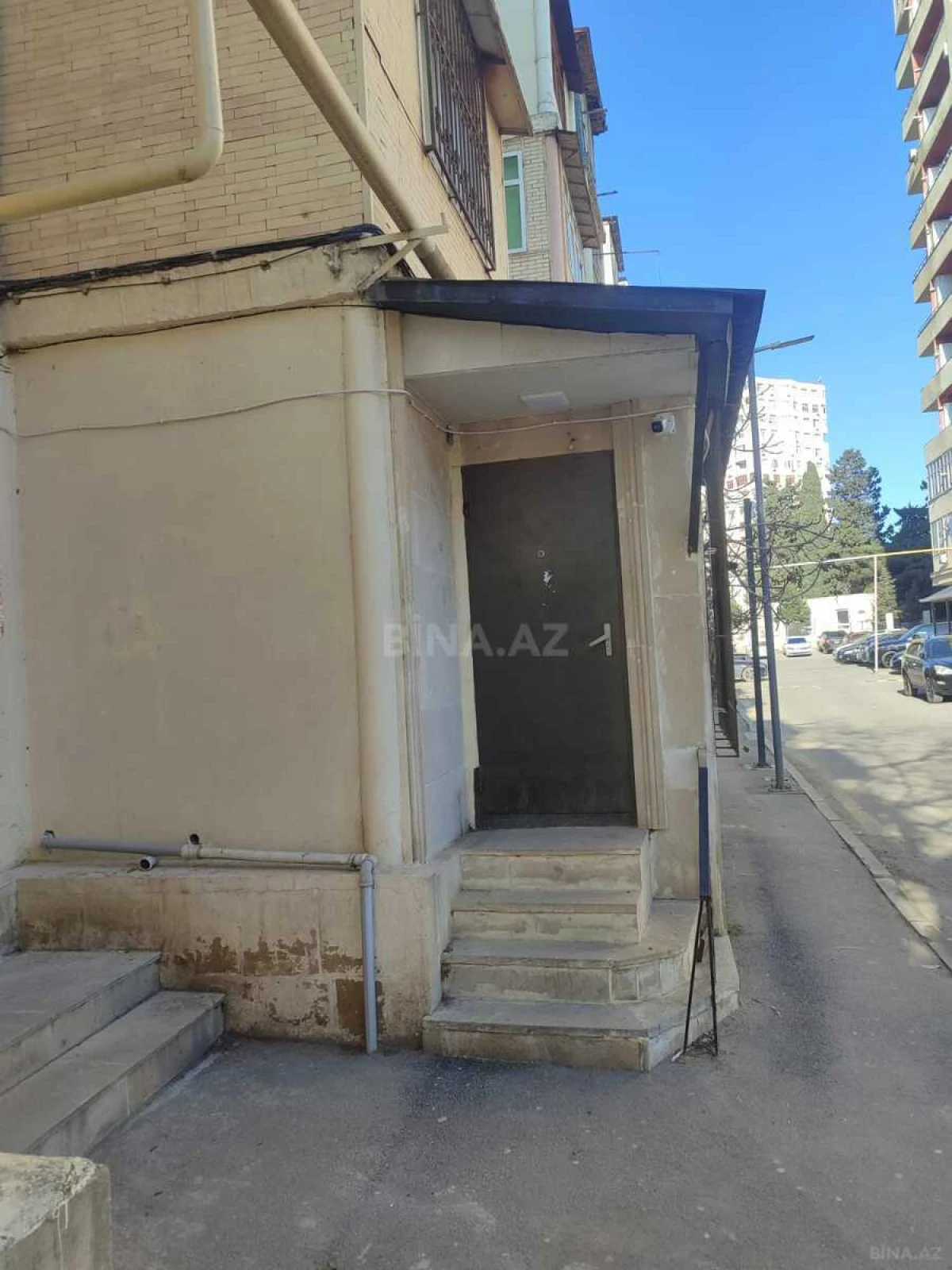 Kirayə verilir 1 otaqlı ofis 15 m²