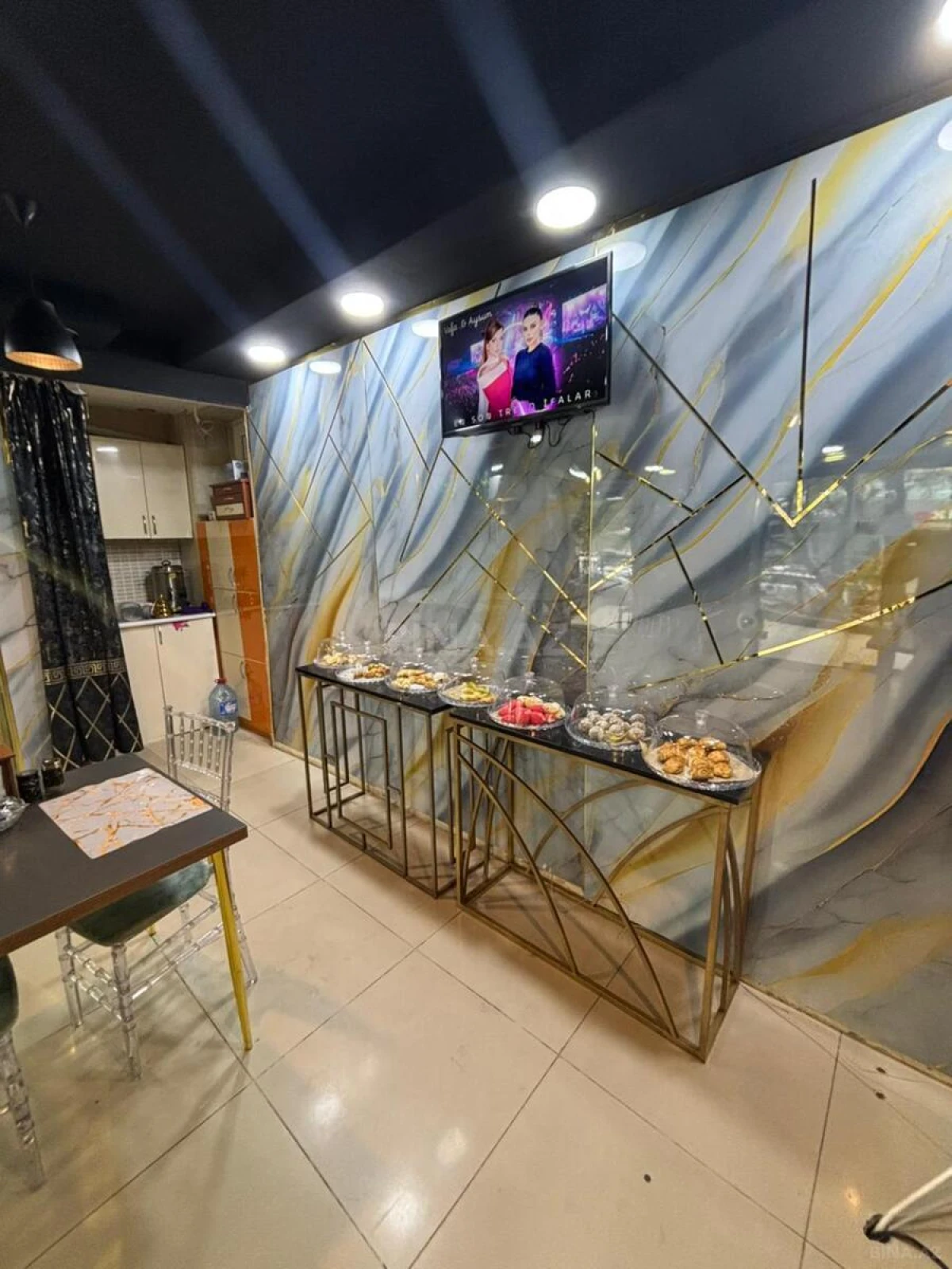Satılır obyekt 80 m²