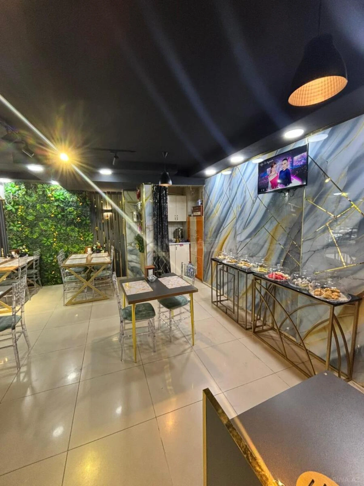 Satılır obyekt 80 m²