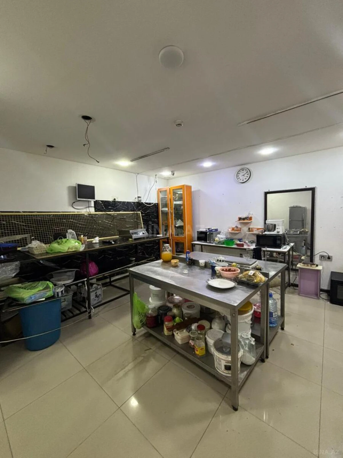 Satılır obyekt 80 m²