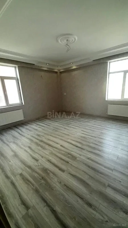 Satılır 3 otaqlı mənzil 105 m²