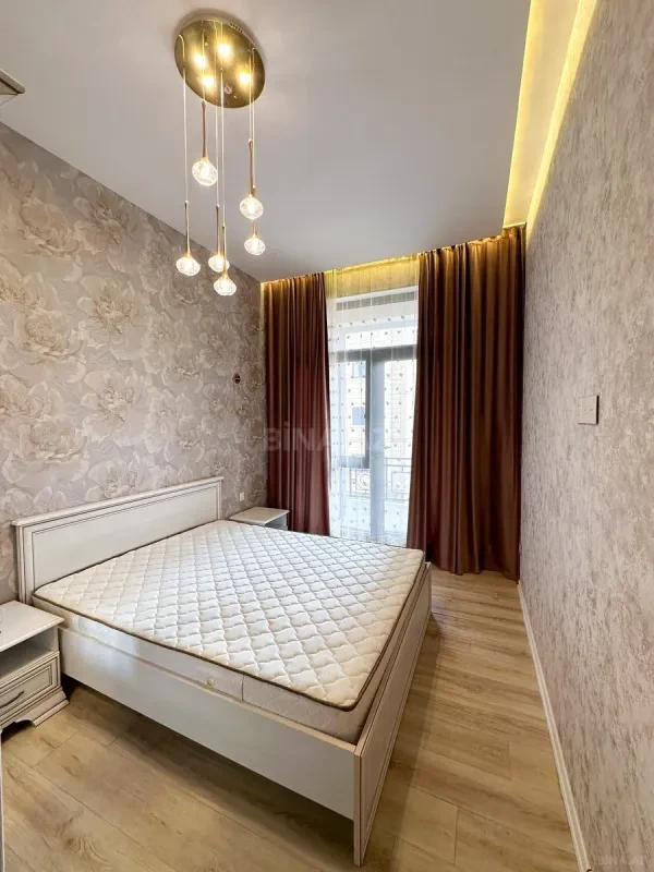 Kirayə verilir 2 otaqlı mənzil 55 m²
