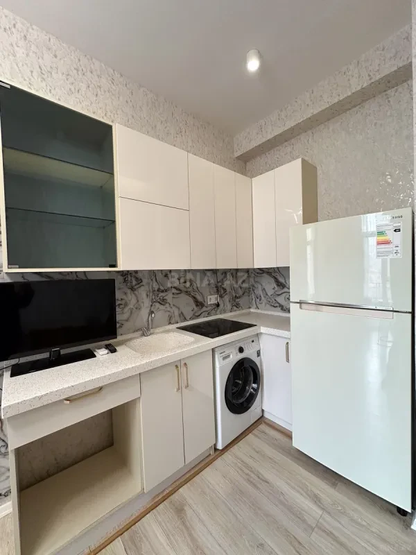 Kirayə verilir 2 otaqlı mənzil 55 m²