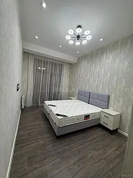 Kirayə verilir 2 otaqlı mənzil 75 m²