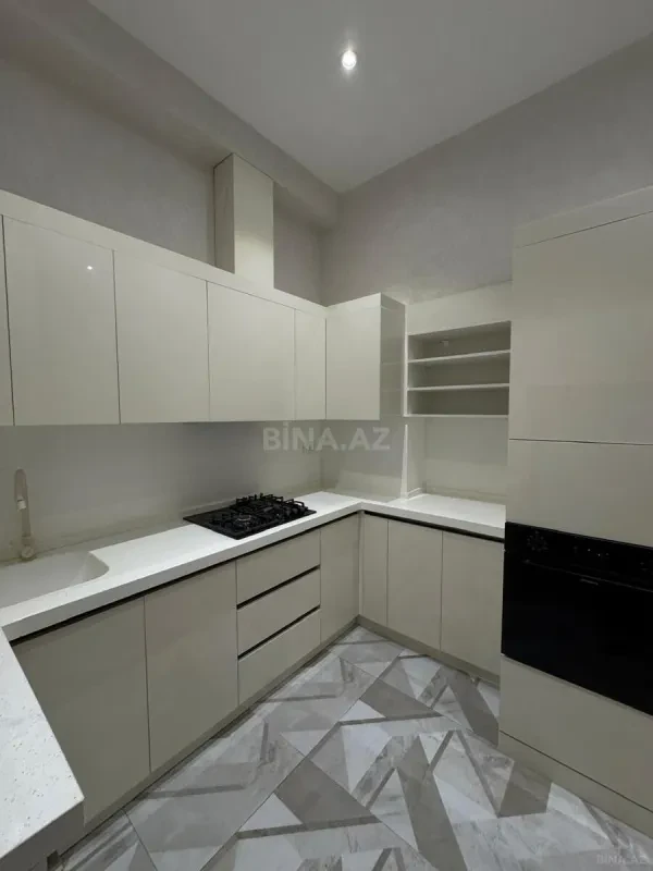 Kirayə verilir 2 otaqlı mənzil 75 m²