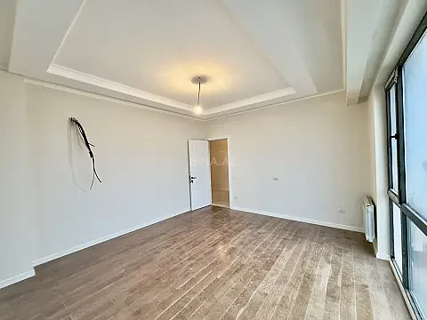 Satılır 3 otaqlı mənzil 88 m²