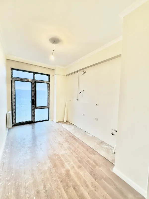 Satılır 3 otaqlı mənzil 88 m²