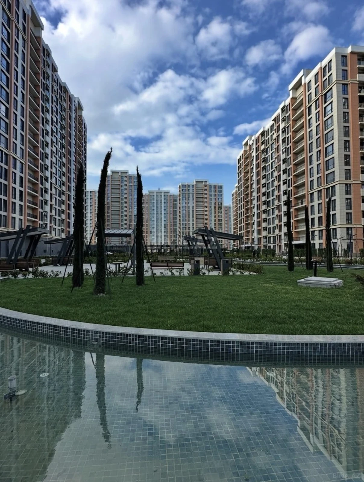 Satılır 3 otaqlı mənzil 88 m²
