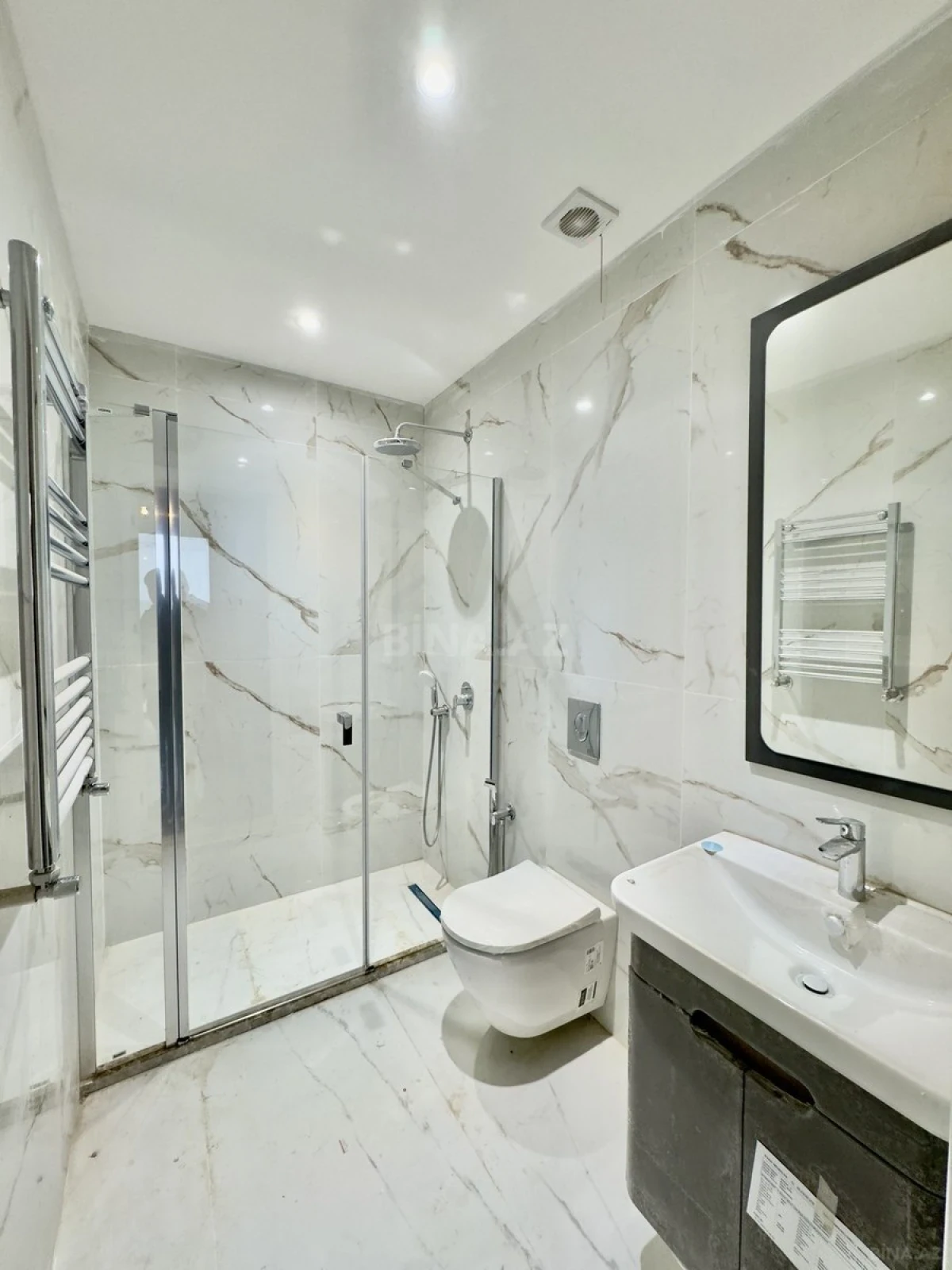 Satılır 3 otaqlı mənzil 88 m²
