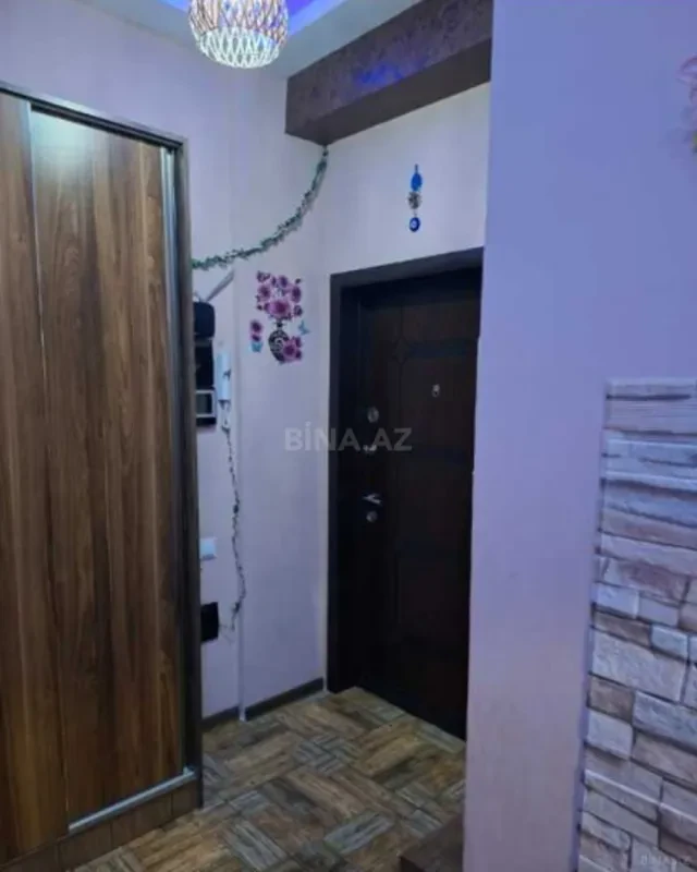 Kirayə verilir 2 otaqlı mənzil 65 m²