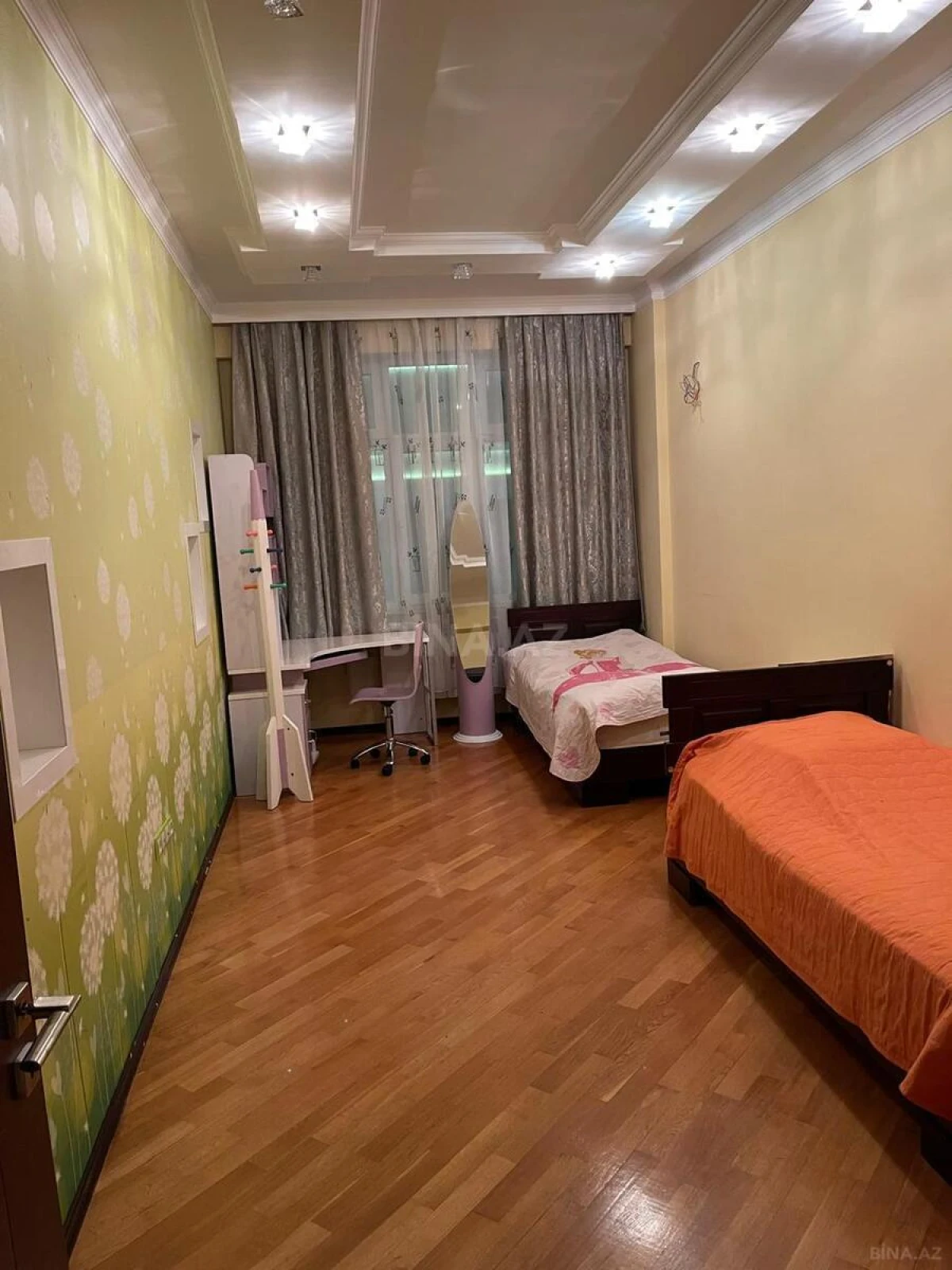 Kirayə verilir 3 otaqlı mənzil 90 m²