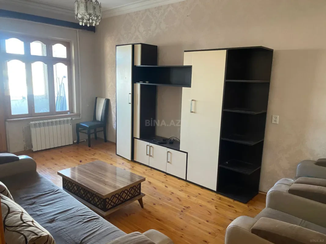 Satılır 2 otaqlı mənzil 65 m²
