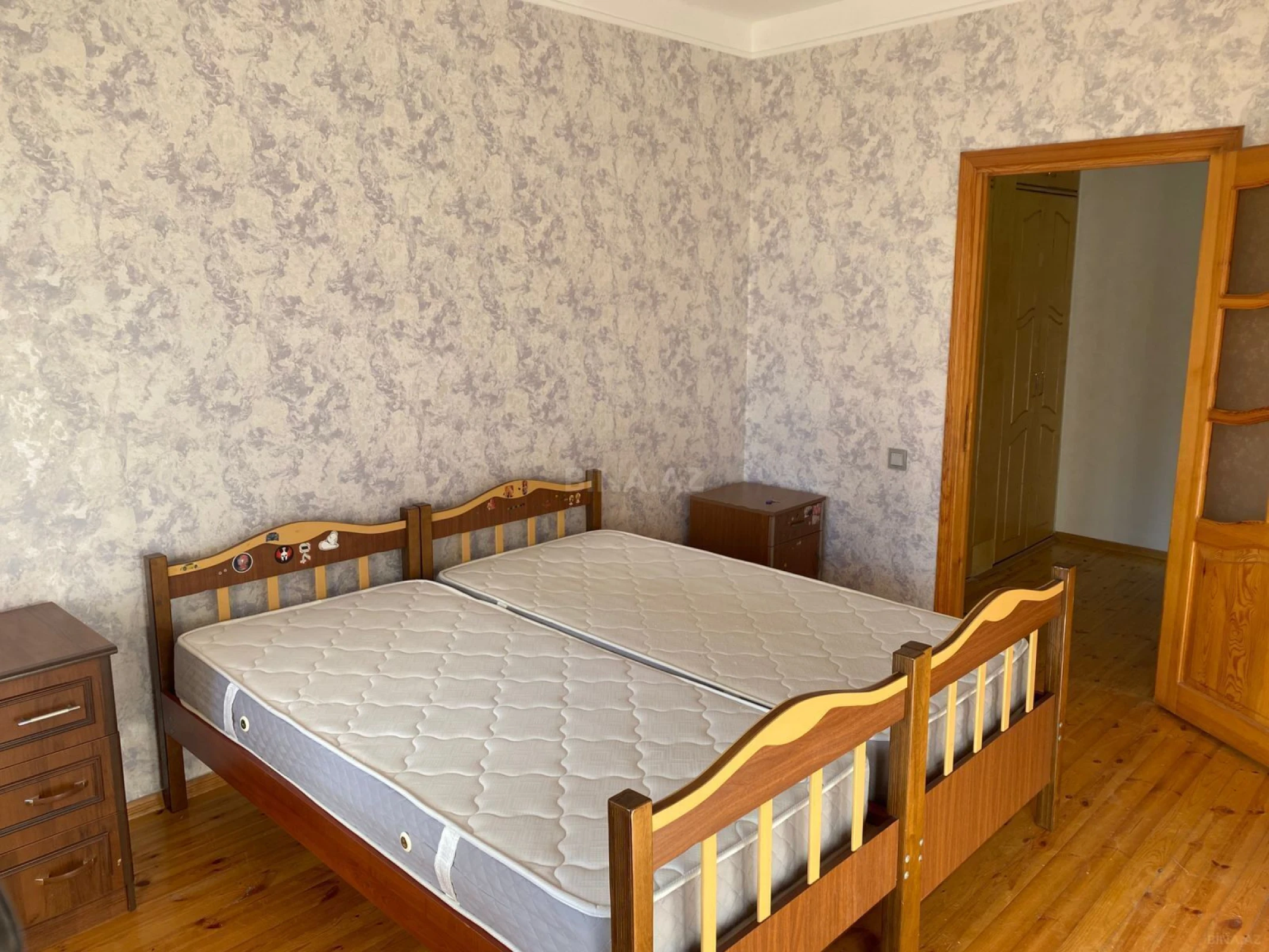 Satılır 2 otaqlı mənzil 65 m²