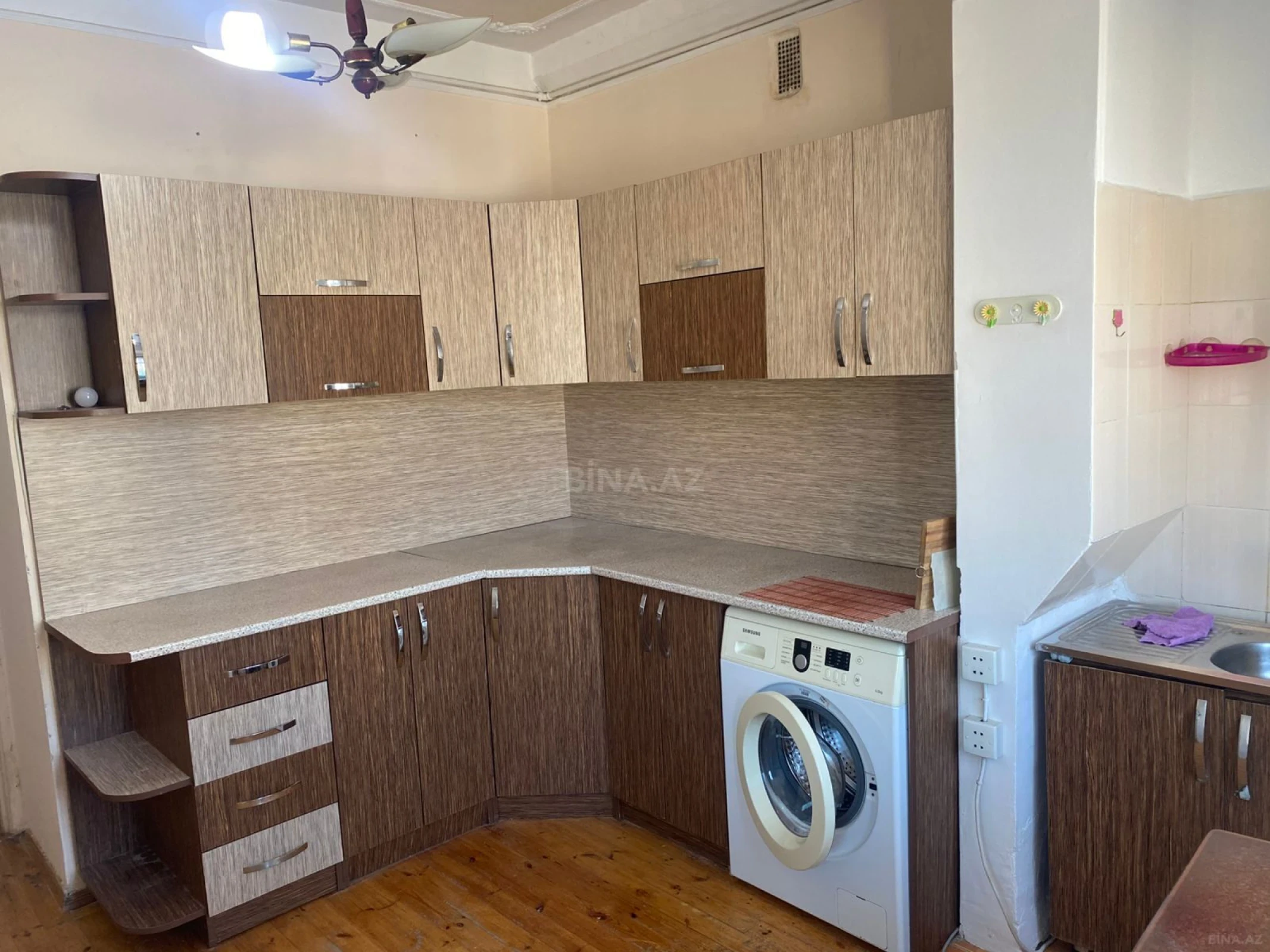 Satılır 2 otaqlı mənzil 65 m²