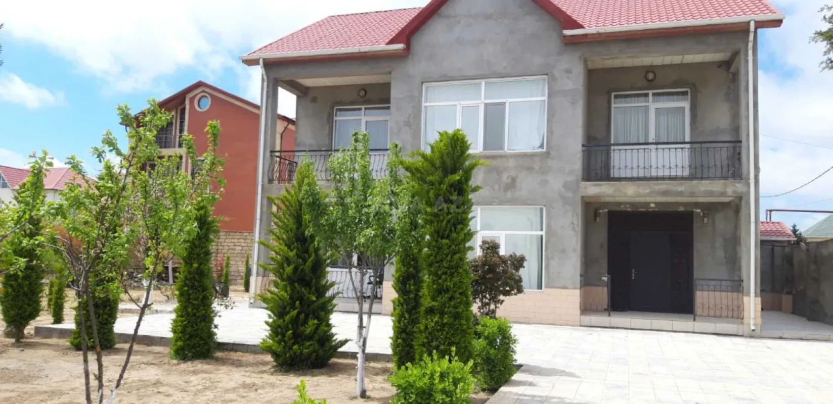 Kirayə verilir 4 otaqlı həyət evi 200 m²