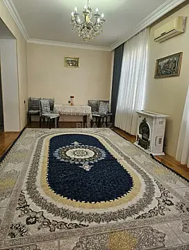 Kirayə verilir 4 otaqlı həyət evi 200 m²