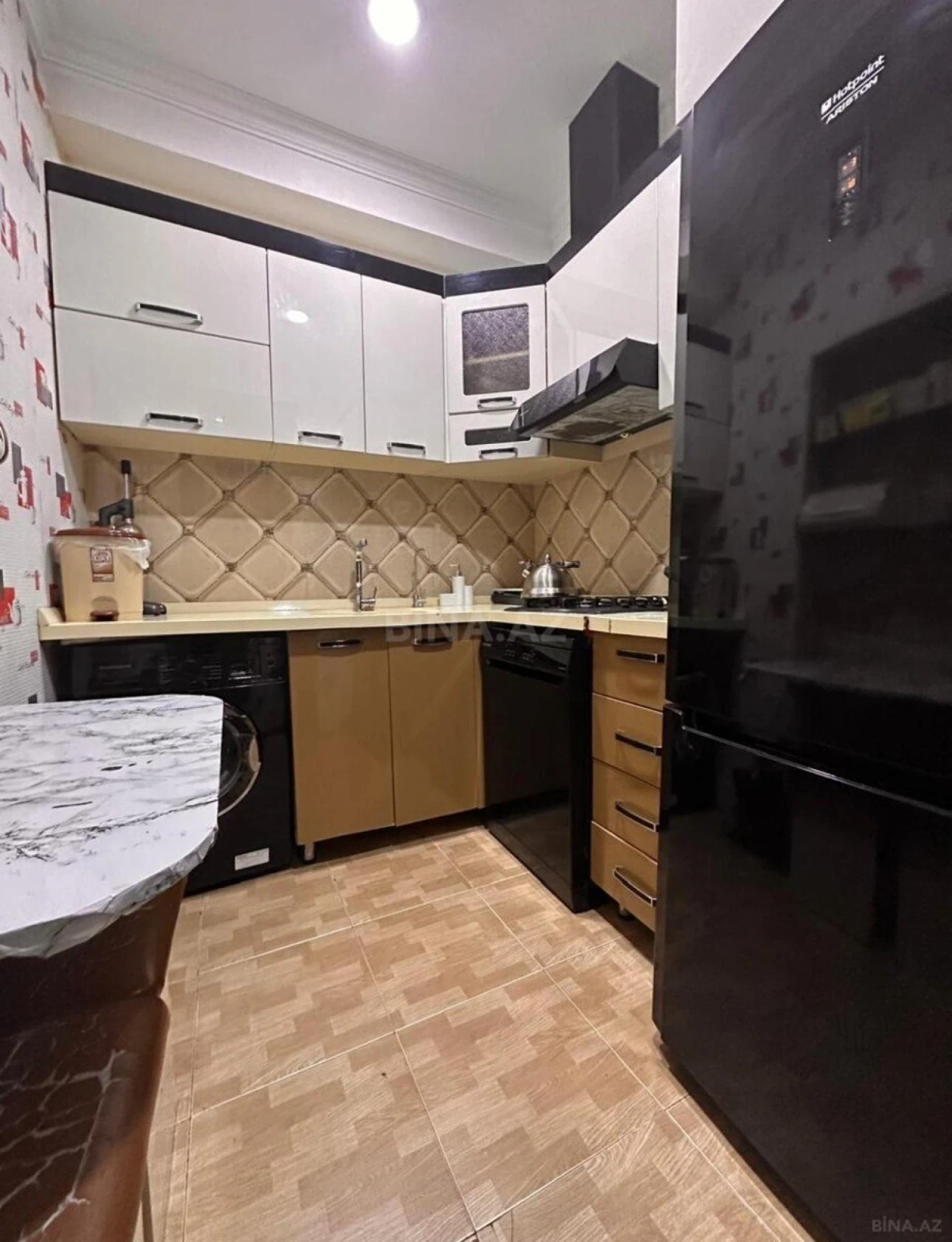 Satılır 3 otaqlı mənzil 77 m²