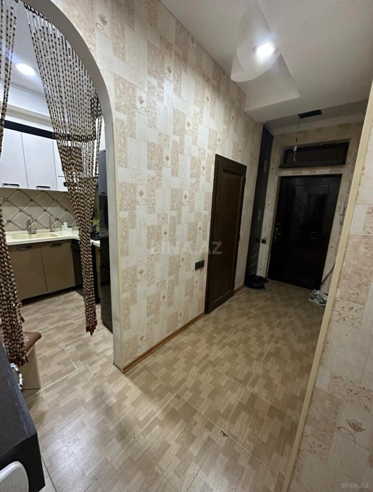 Satılır 3 otaqlı mənzil 77 m²