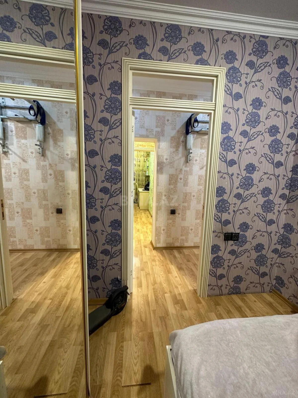 Satılır 3 otaqlı mənzil 77 m²