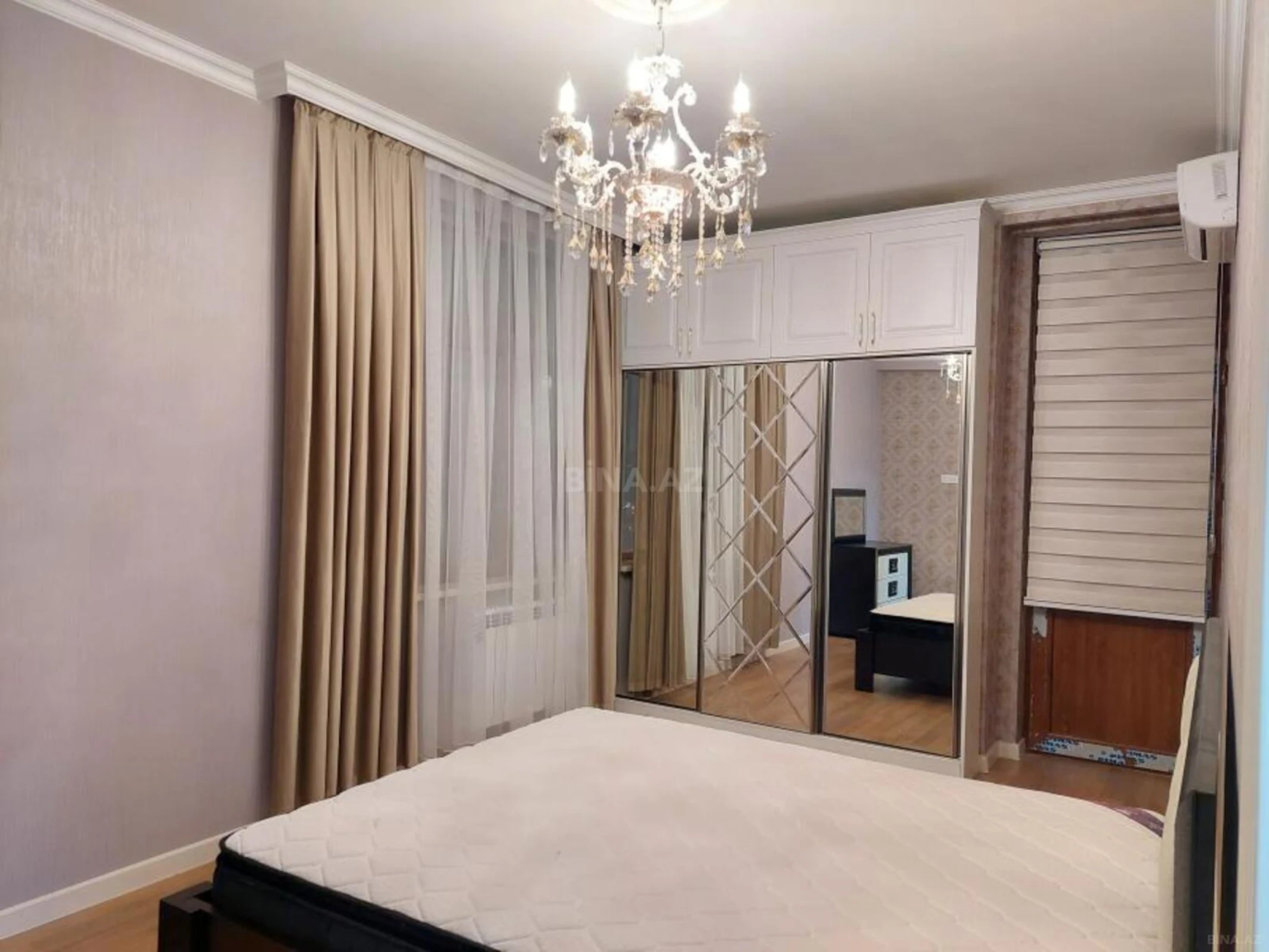Kirayə verilir 2 otaqlı mənzil 85 m²