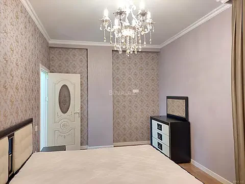 Kirayə verilir 2 otaqlı mənzil 85 m²