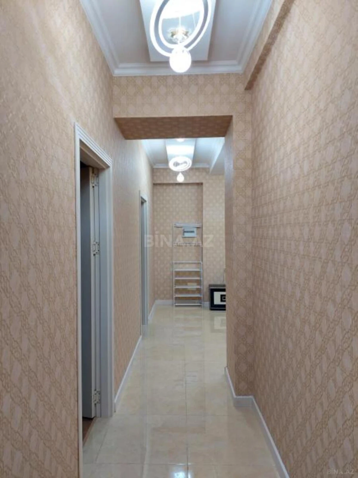 Kirayə verilir 2 otaqlı mənzil 85 m²