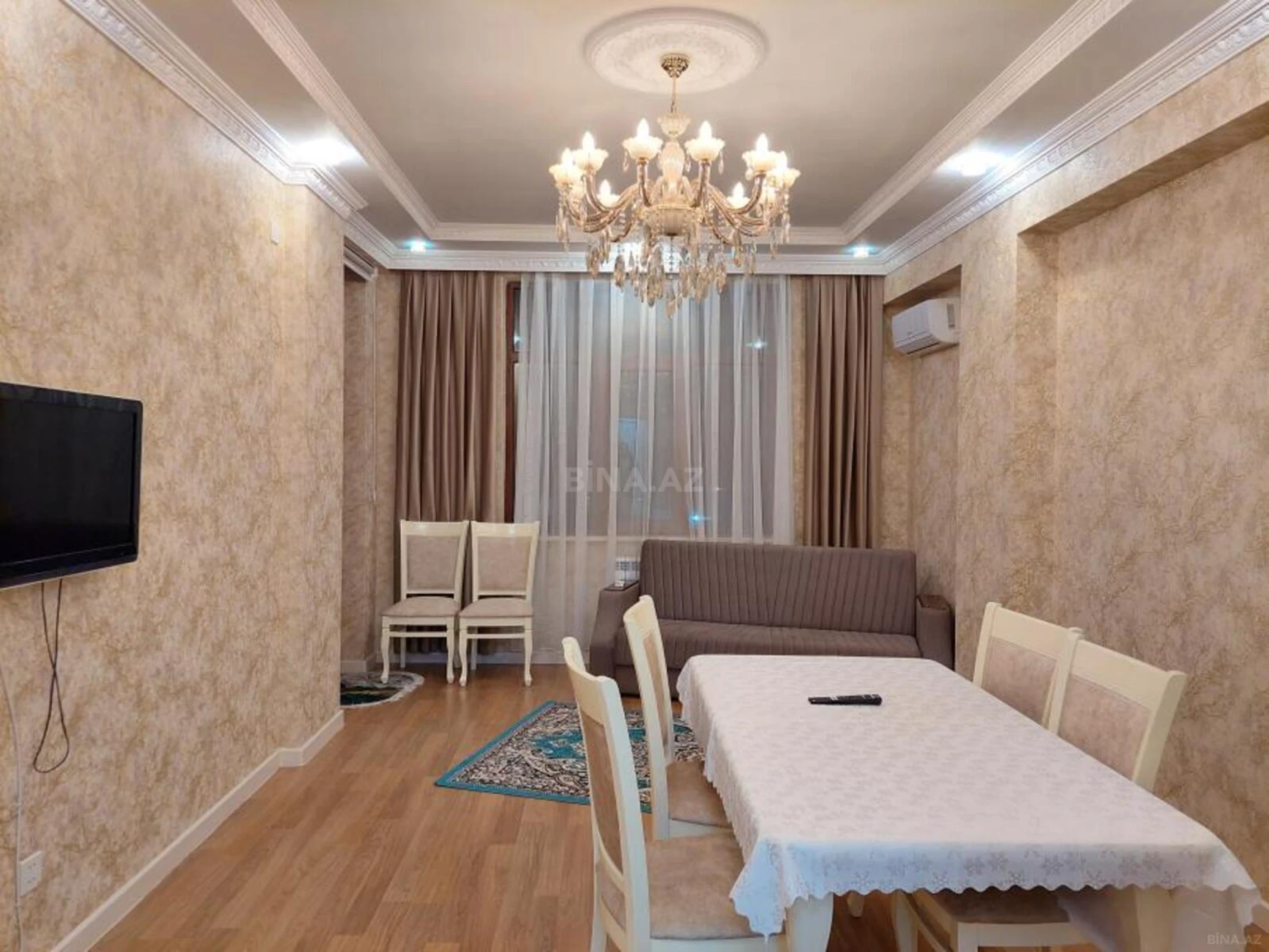Kirayə verilir 2 otaqlı mənzil 85 m²