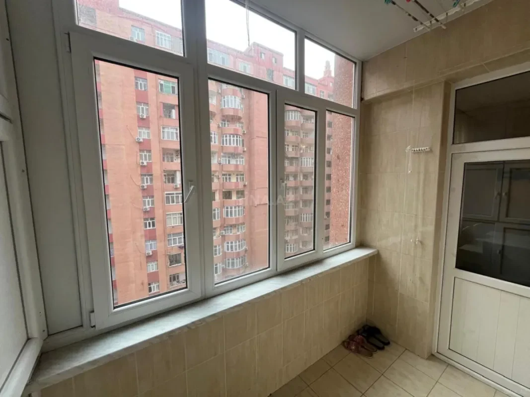 Kirayə verilir 2 otaqlı mənzil 70 m²
