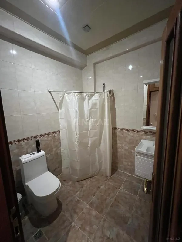 Kirayə verilir 2 otaqlı mənzil 70 m²