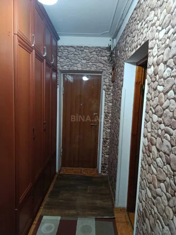 Satılır 4 otaqlı mənzil 80 m²