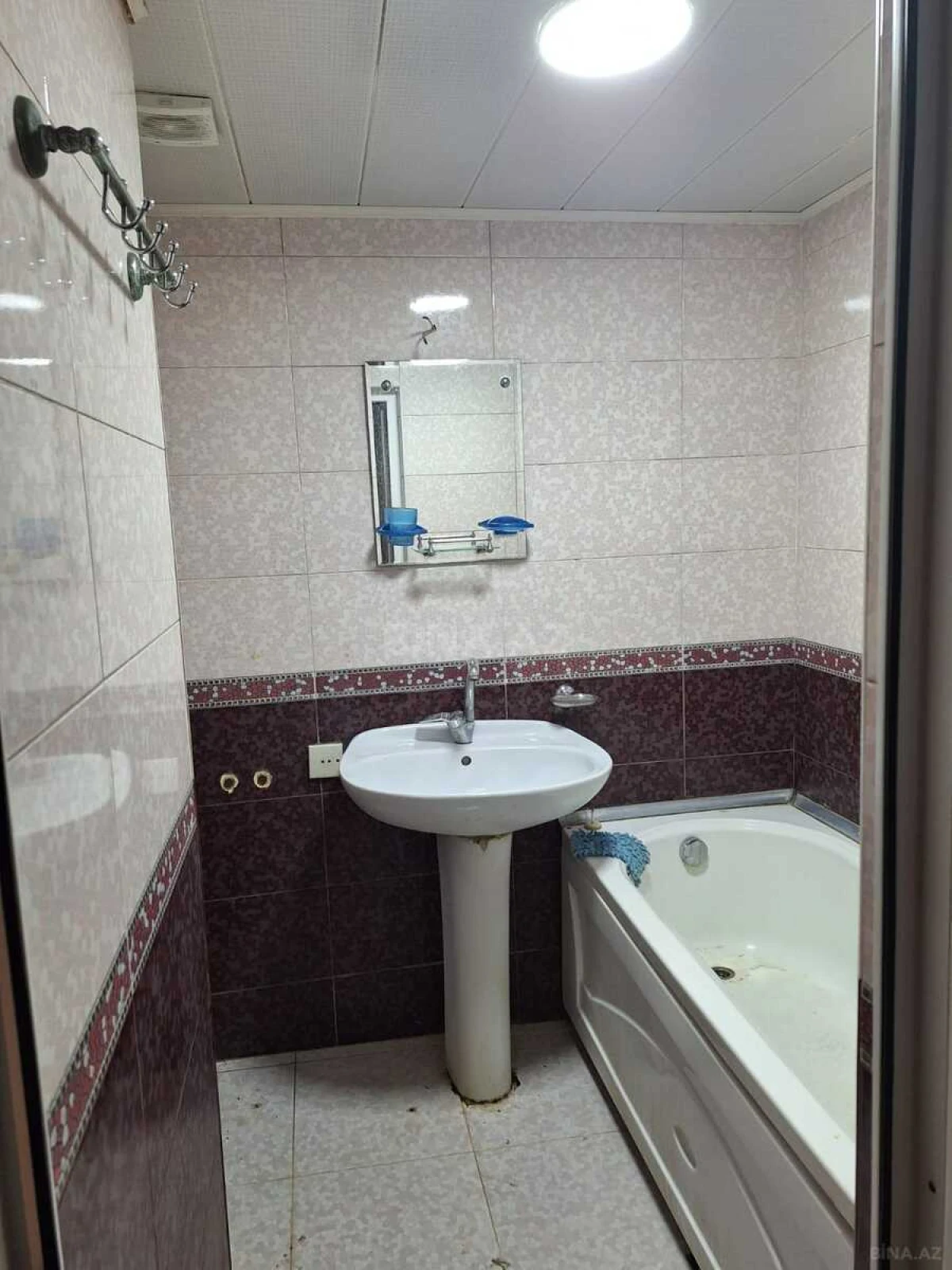 Kirayə verilir 3 otaqlı mənzil 75 m²