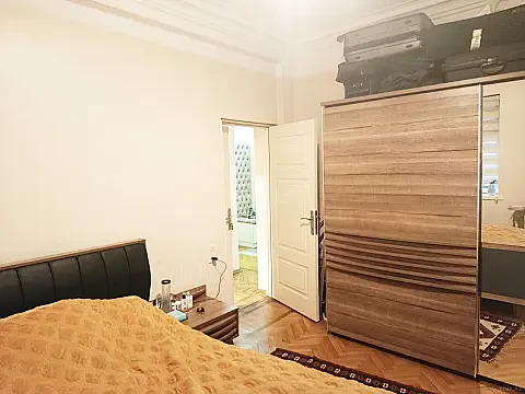 Satılır 3 otaqlı mənzil 90 m²