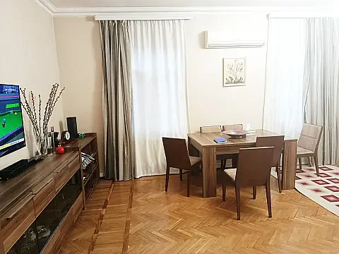 Satılır 3 otaqlı mənzil 90 m²