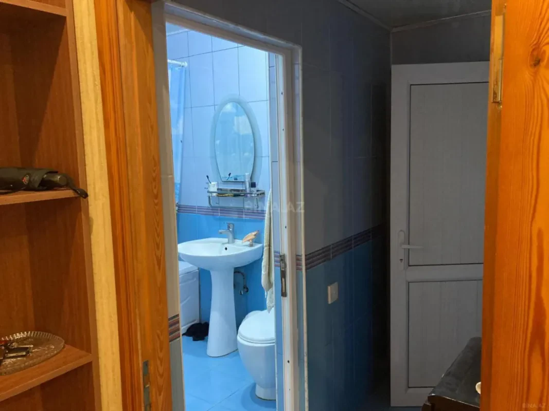 Satılır 3 otaqlı mənzil 128 m²